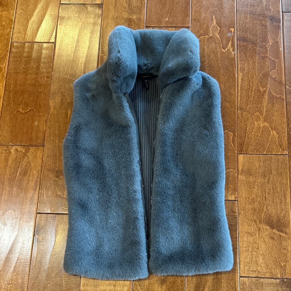 White House Black Market Gray Faux Fur Vest